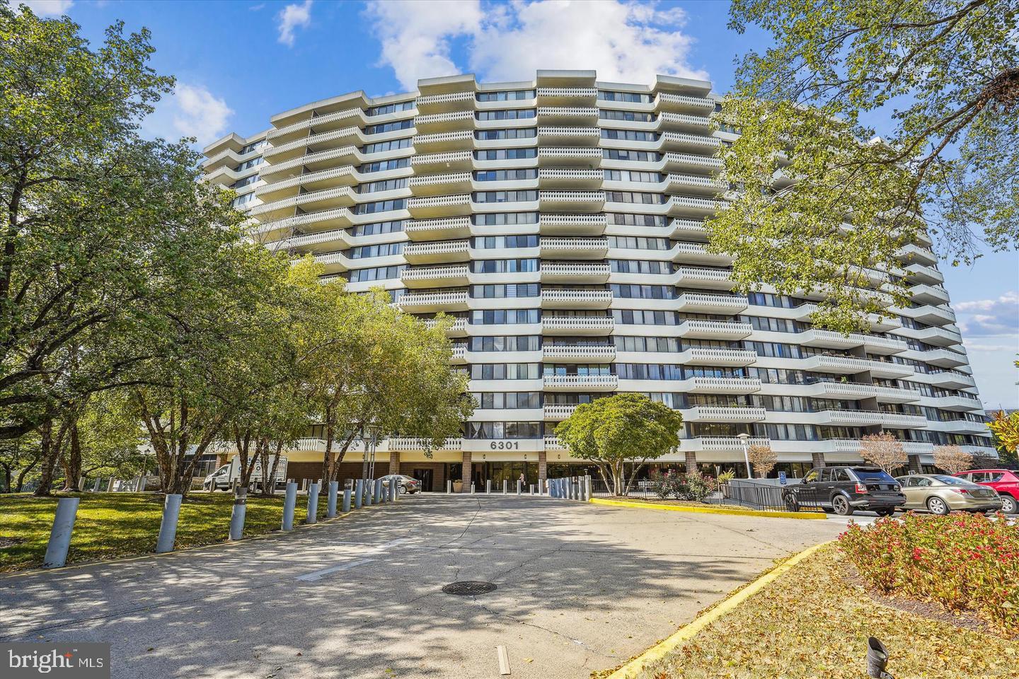 6301 STEVENSON AVE #412, ALEXANDRIA, Virginia 22304, 2 Bedrooms Bedrooms, ,2 BathroomsBathrooms,Residential,For sale,6301 STEVENSON AVE #412,VAAX2050598 MLS # VAAX2050598