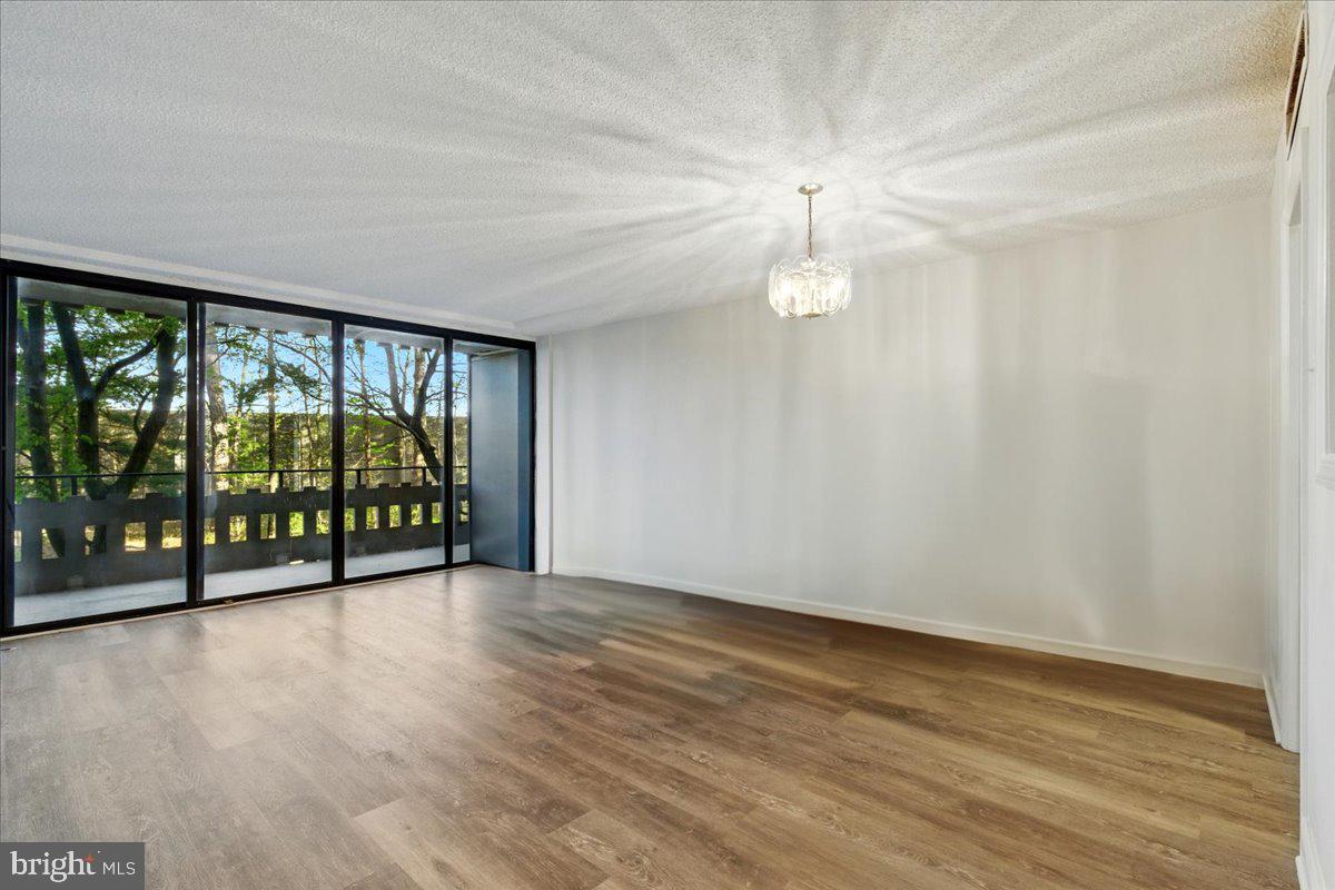 6301 STEVENSON AVE #412, ALEXANDRIA, Virginia 22304, 2 Bedrooms Bedrooms, ,2 BathroomsBathrooms,Residential,For sale,6301 STEVENSON AVE #412,VAAX2050598 MLS # VAAX2050598