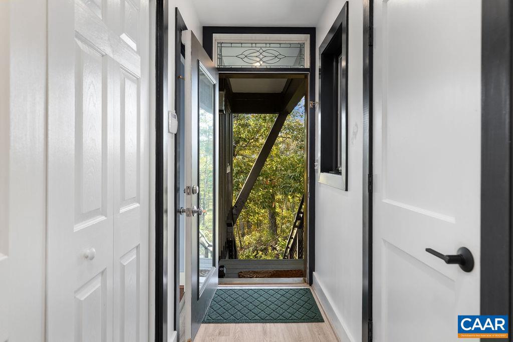 549 DEVILS KNOB LOOP, WINTERGREEN RESORT, Virginia 22967, 3 Bedrooms Bedrooms, ,3 BathroomsBathrooms,Residential,For sale,549 DEVILS KNOB LOOP,669740 MLS # 669740