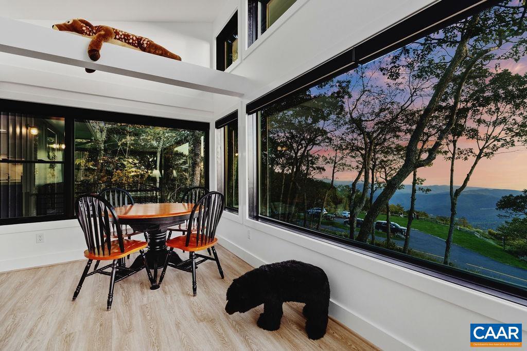549 DEVILS KNOB LOOP, WINTERGREEN RESORT, Virginia 22967, 3 Bedrooms Bedrooms, ,3 BathroomsBathrooms,Residential,For sale,549 DEVILS KNOB LOOP,669740 MLS # 669740