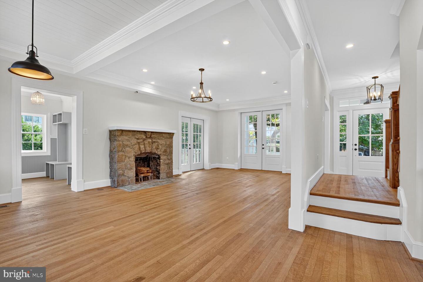 812 FULTON AVE, FALLS CHURCH, Virginia 22046, 5 Bedrooms Bedrooms, ,4 BathroomsBathrooms,Residential,For sale,812 FULTON AVE,VAFA2003236 MLS # VAFA2003236