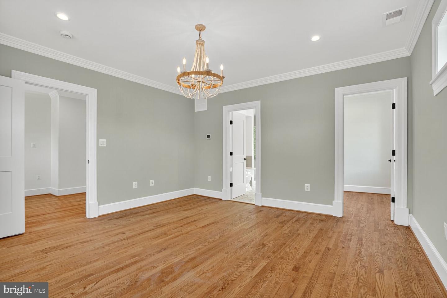 812 FULTON AVE, FALLS CHURCH, Virginia 22046, 5 Bedrooms Bedrooms, ,4 BathroomsBathrooms,Residential,For sale,812 FULTON AVE,VAFA2003236 MLS # VAFA2003236