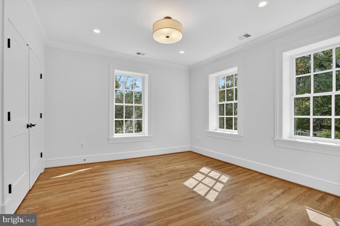 812 FULTON AVE, FALLS CHURCH, Virginia 22046, 5 Bedrooms Bedrooms, ,4 BathroomsBathrooms,Residential,For sale,812 FULTON AVE,VAFA2003236 MLS # VAFA2003236