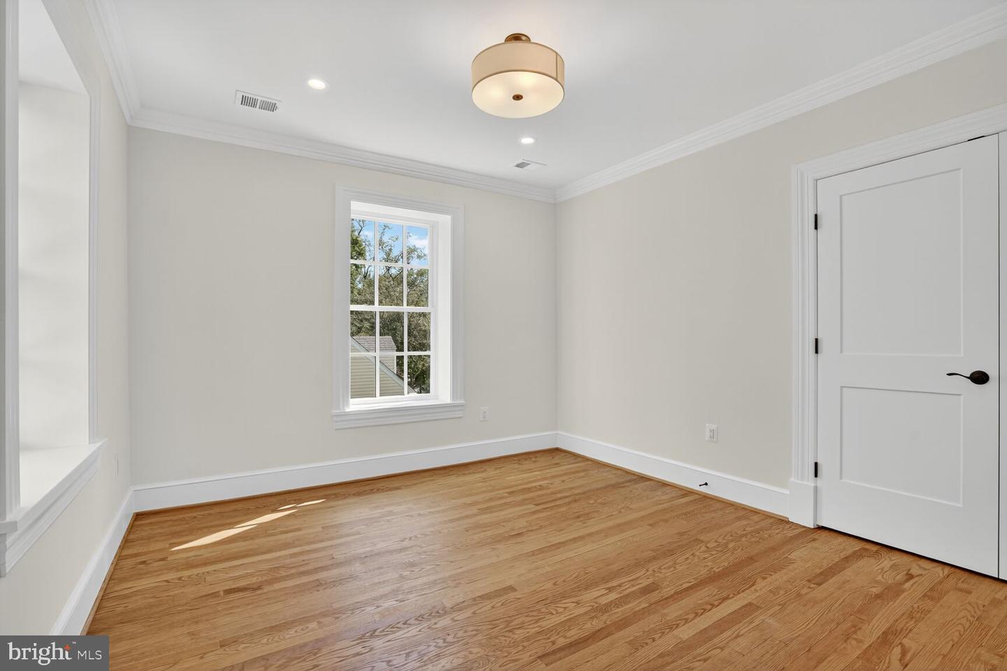 812 FULTON AVE, FALLS CHURCH, Virginia 22046, 5 Bedrooms Bedrooms, ,4 BathroomsBathrooms,Residential,For sale,812 FULTON AVE,VAFA2003236 MLS # VAFA2003236