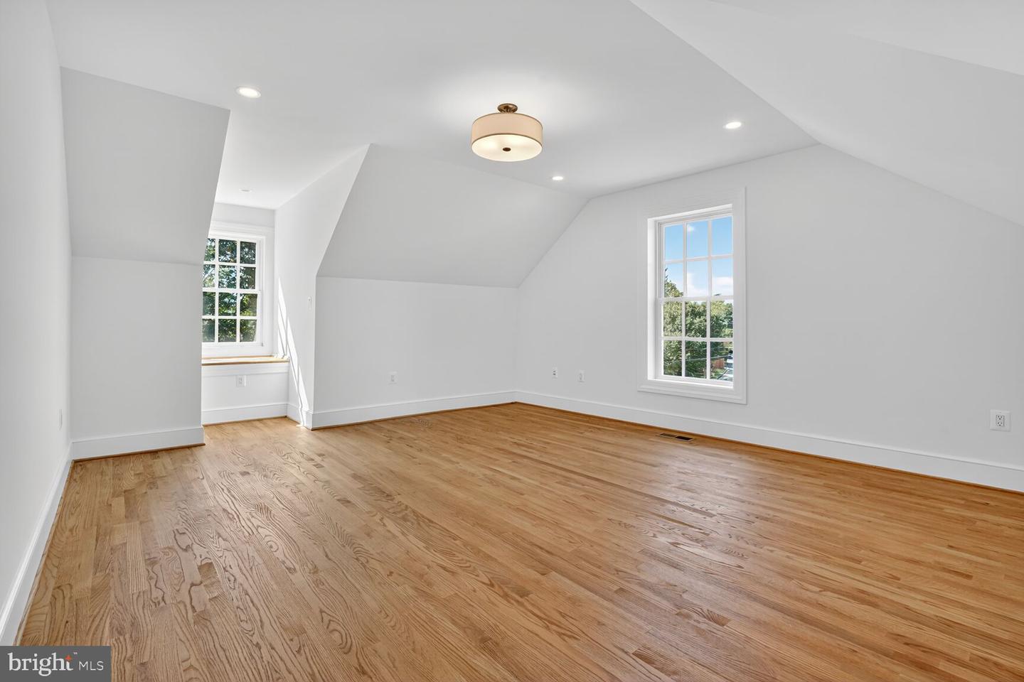 812 FULTON AVE, FALLS CHURCH, Virginia 22046, 5 Bedrooms Bedrooms, ,4 BathroomsBathrooms,Residential,For sale,812 FULTON AVE,VAFA2003236 MLS # VAFA2003236