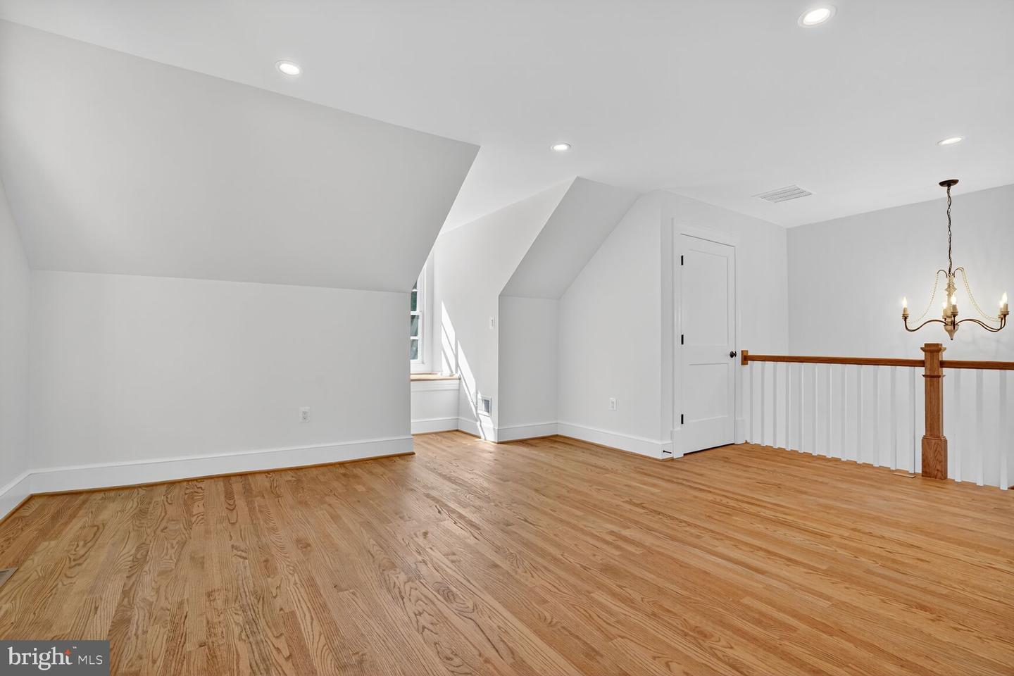 812 FULTON AVE, FALLS CHURCH, Virginia 22046, 5 Bedrooms Bedrooms, ,4 BathroomsBathrooms,Residential,For sale,812 FULTON AVE,VAFA2003236 MLS # VAFA2003236