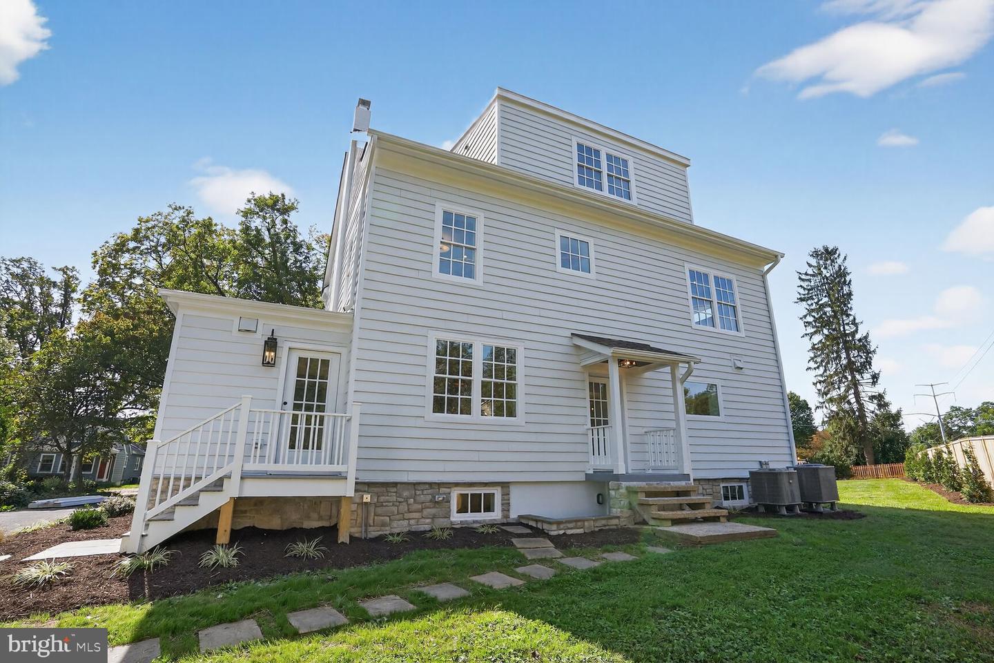 812 FULTON AVE, FALLS CHURCH, Virginia 22046, 5 Bedrooms Bedrooms, ,4 BathroomsBathrooms,Residential,For sale,812 FULTON AVE,VAFA2003236 MLS # VAFA2003236
