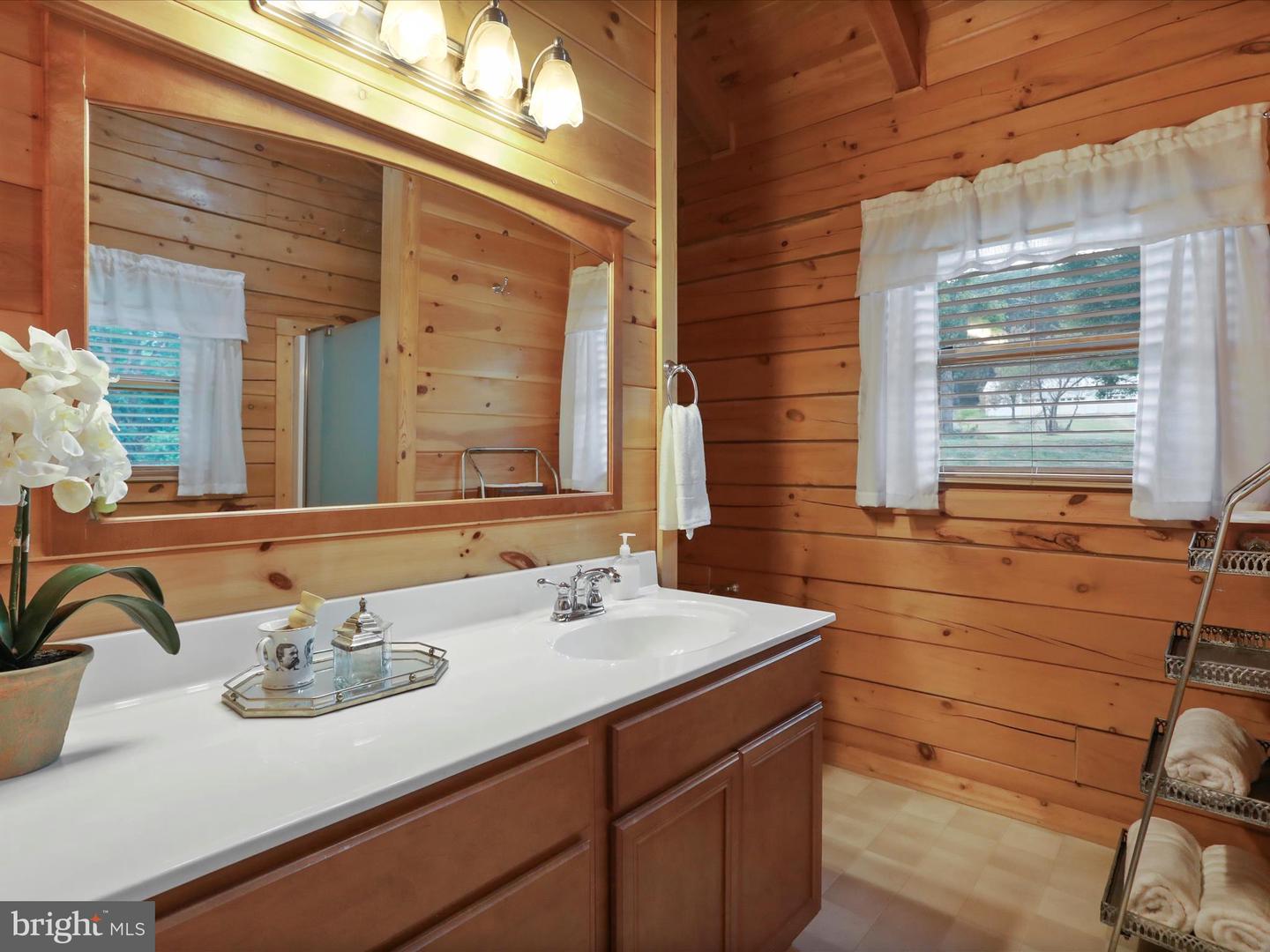 378 PANHANDLE RD, BENTONVILLE, Virginia 22610, 3 Bedrooms Bedrooms, ,2 BathroomsBathrooms,Residential,For sale,378 PANHANDLE RD,VAWR2012184 MLS # VAWR2012184