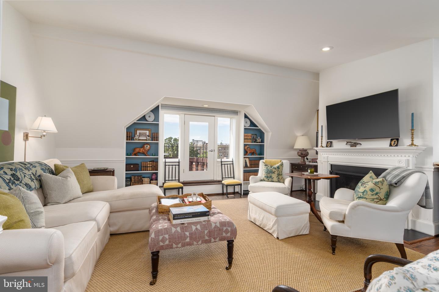2115 S ST NW #3A, WASHINGTON, District Of Columbia 20008, 1 Bedroom Bedrooms, ,1 BathroomBathrooms,Residential,For sale,2115 S ST NW #3A,DCDC2221454 MLS # DCDC2221454