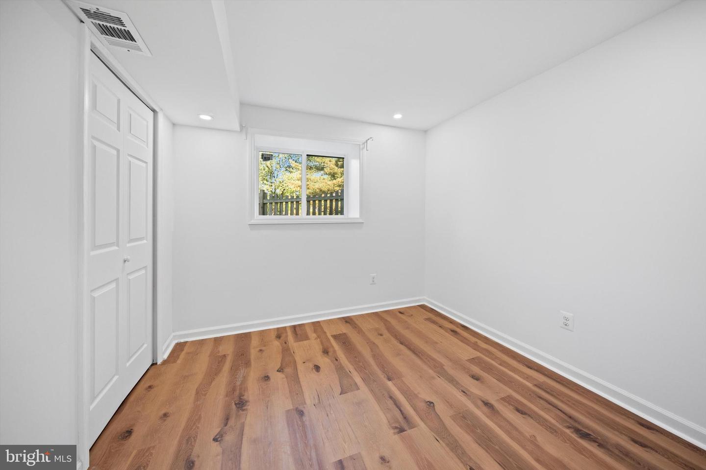 10285 LONG HILL CT, MANASSAS, Virginia 20110, 5 Bedrooms Bedrooms, 5 Rooms Rooms,2 BathroomsBathrooms,Residential,For sale,10285 LONG HILL CT,VAMN2009356 MLS # VAMN2009356