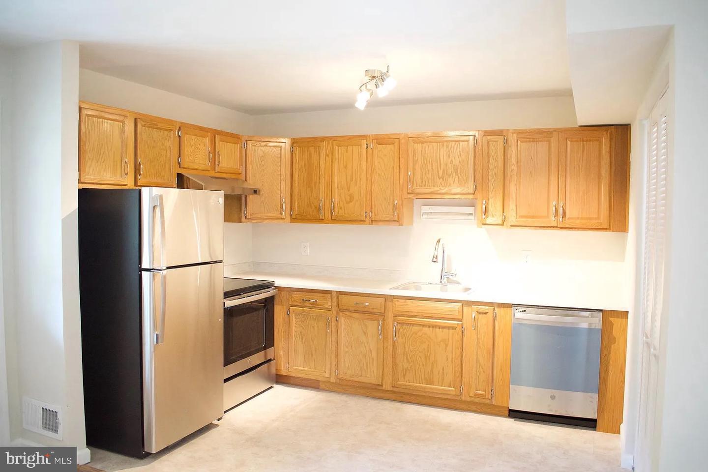 9278 TANEY RD, MANASSAS, Virginia 20110, 3 Bedrooms Bedrooms, ,2 BathroomsBathrooms,Residential,For sale,9278 TANEY RD,VAMN2009360 MLS # VAMN2009360