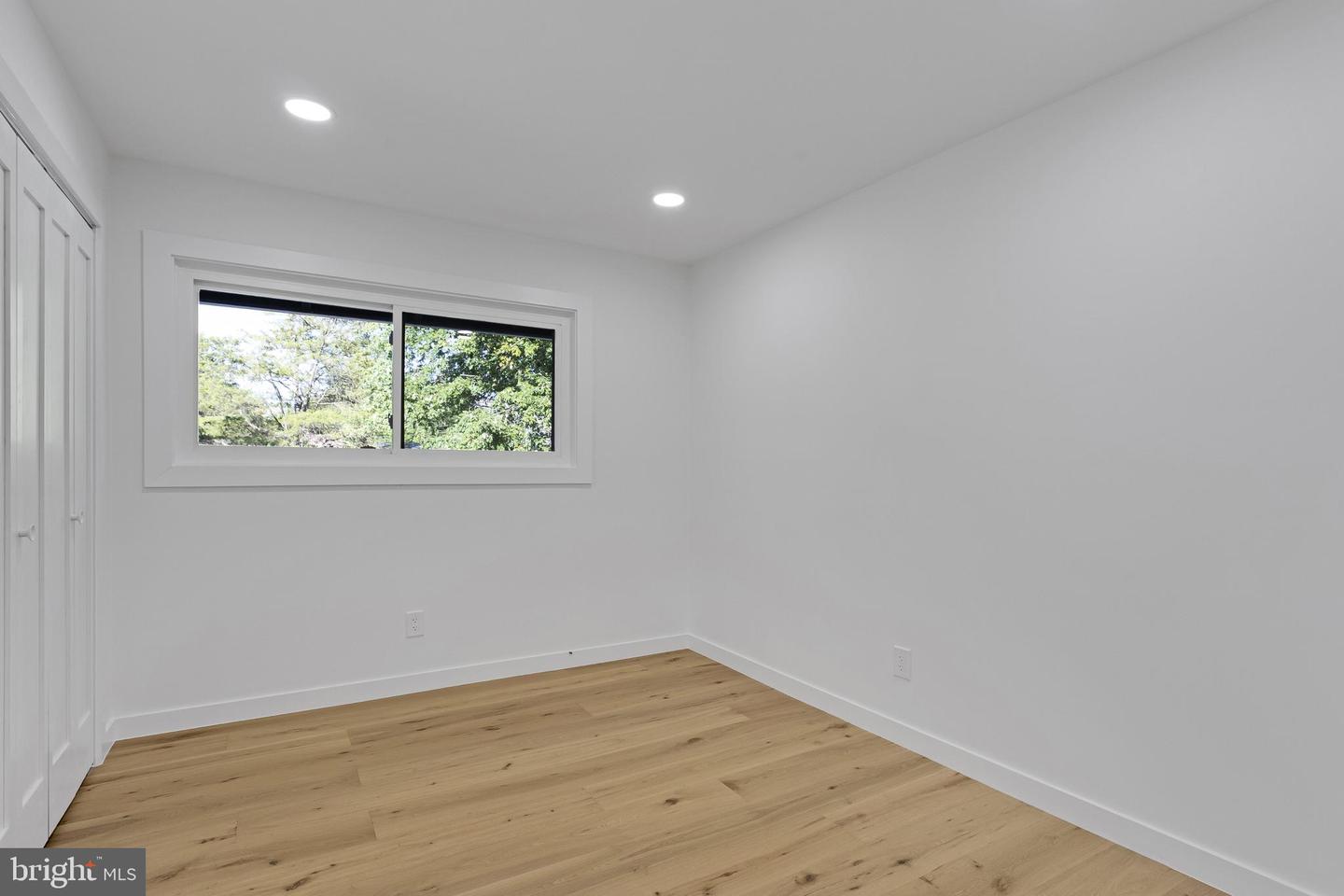 5609 8TH PL N, ARLINGTON, Virginia 22205, 6 Bedrooms Bedrooms, ,3 BathroomsBathrooms,Residential,For sale,5609 8TH PL N,VAAR2063964 MLS # VAAR2063964