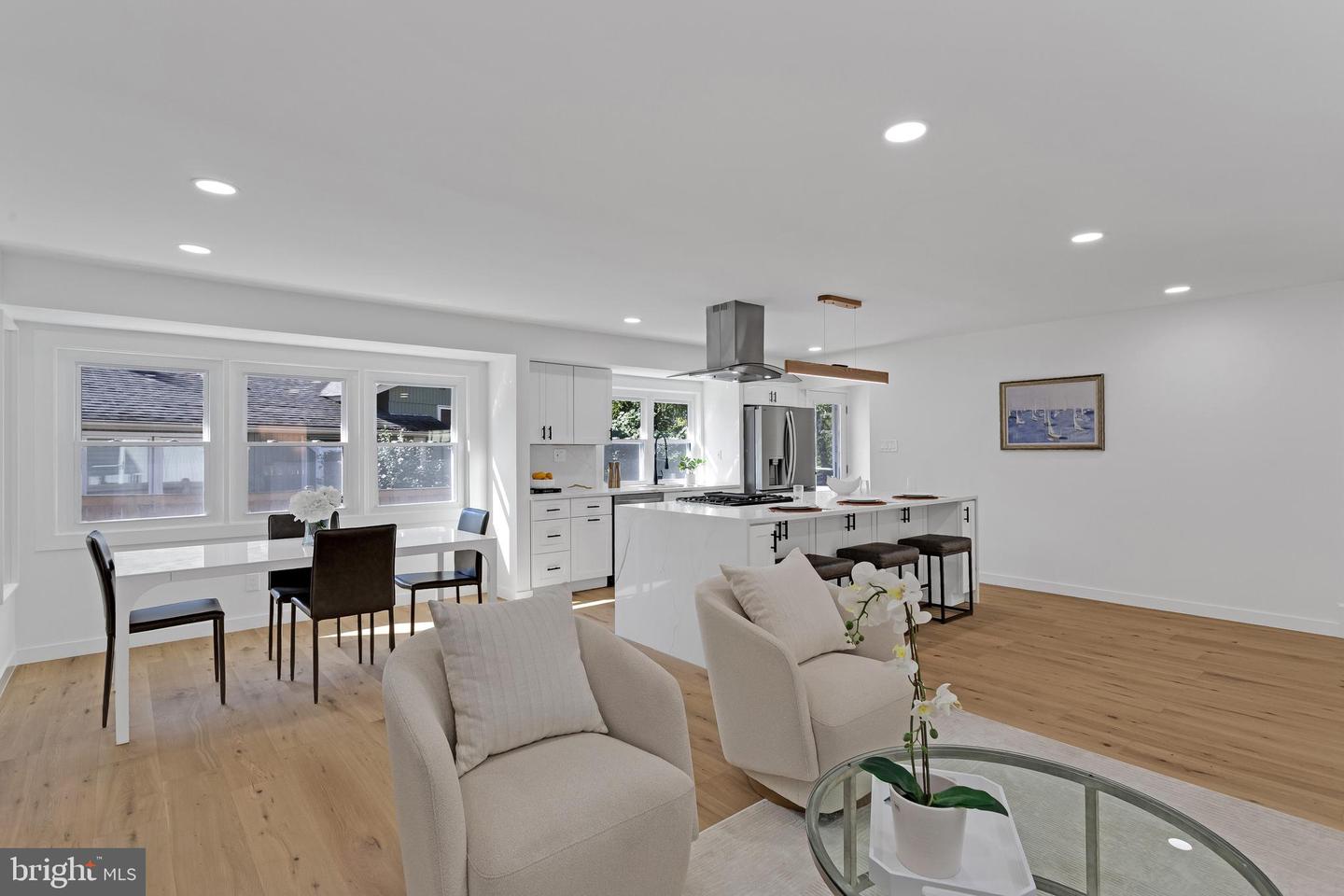 5609 8TH PL N, ARLINGTON, Virginia 22205, 6 Bedrooms Bedrooms, ,3 BathroomsBathrooms,Residential,For sale,5609 8TH PL N,VAAR2063964 MLS # VAAR2063964