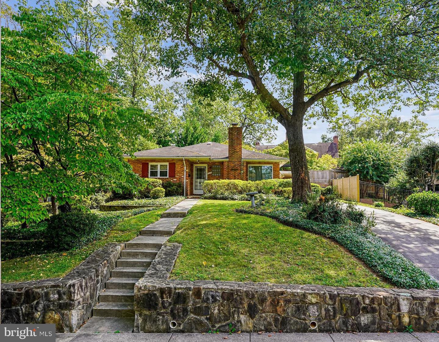 4528 DITTMAR RD, ARLINGTON, Virginia 22207, 3 Bedrooms Bedrooms, ,1 BathroomBathrooms,Residential,For sale,4528 DITTMAR RD,VAAR2064002 MLS # VAAR2064002