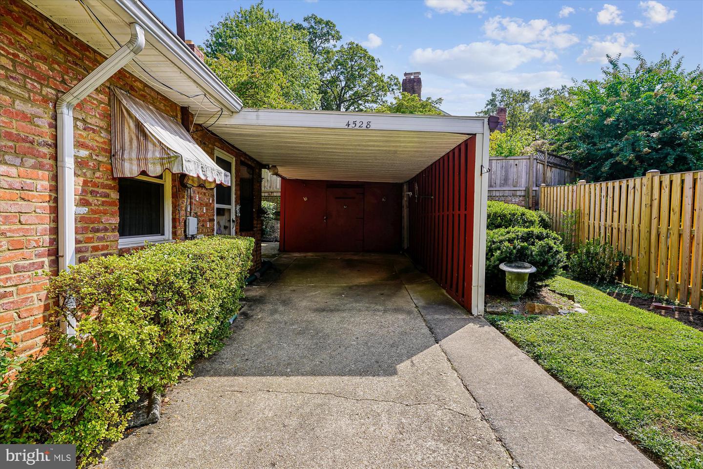 4528 DITTMAR RD, ARLINGTON, Virginia 22207, 3 Bedrooms Bedrooms, ,1 BathroomBathrooms,Residential,For sale,4528 DITTMAR RD,VAAR2064002 MLS # VAAR2064002