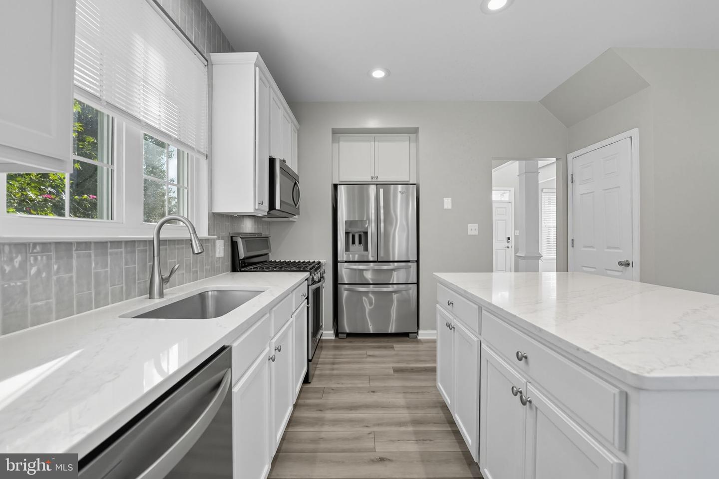 12410 IONA SOUND DR, BRISTOW, Virginia 20136, 3 Bedrooms Bedrooms, ,2 BathroomsBathrooms,Residential,For sale,12410 IONA SOUND DR,VAPW2104472 MLS # VAPW2104472