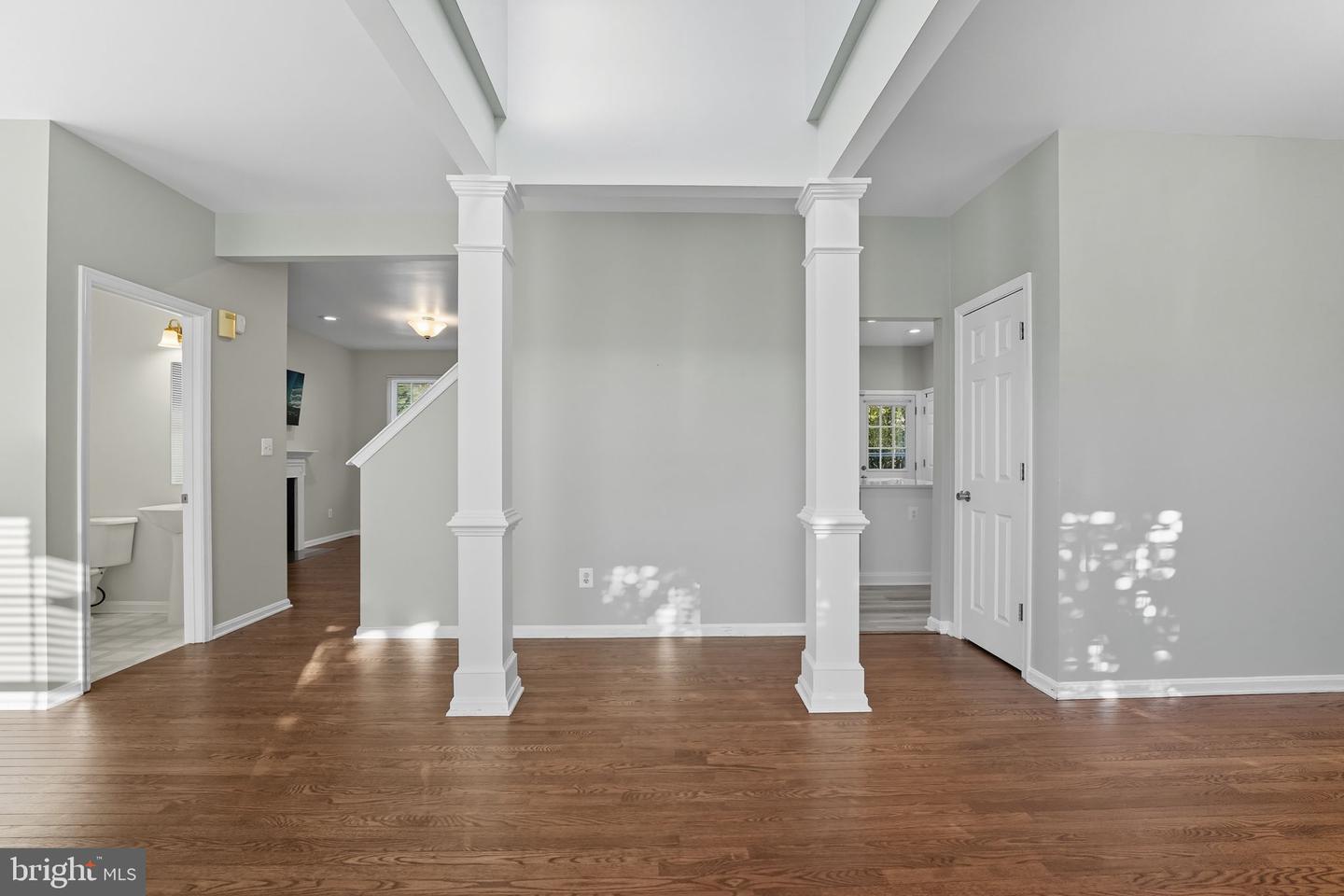 12410 IONA SOUND DR, BRISTOW, Virginia 20136, 3 Bedrooms Bedrooms, ,2 BathroomsBathrooms,Residential,For sale,12410 IONA SOUND DR,VAPW2104472 MLS # VAPW2104472