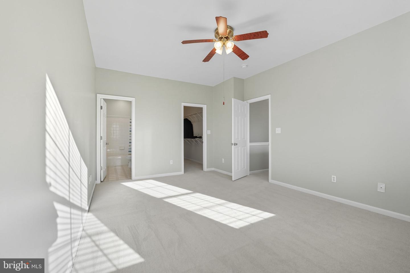 12410 IONA SOUND DR, BRISTOW, Virginia 20136, 3 Bedrooms Bedrooms, ,2 BathroomsBathrooms,Residential,For sale,12410 IONA SOUND DR,VAPW2104472 MLS # VAPW2104472