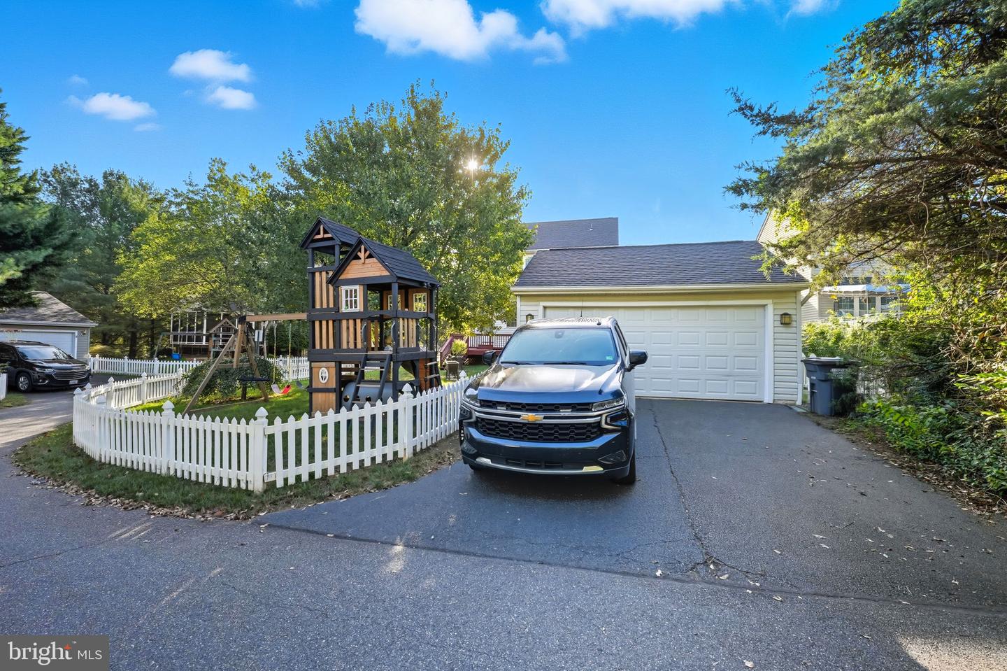 12410 IONA SOUND DR, BRISTOW, Virginia 20136, 3 Bedrooms Bedrooms, ,2 BathroomsBathrooms,Residential,For sale,12410 IONA SOUND DR,VAPW2104472 MLS # VAPW2104472