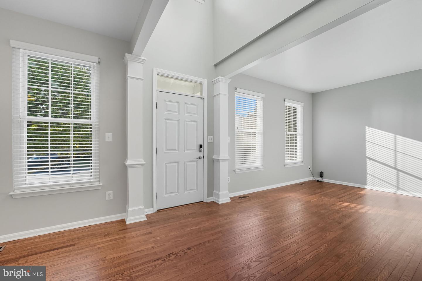 12410 IONA SOUND DR, BRISTOW, Virginia 20136, 3 Bedrooms Bedrooms, ,2 BathroomsBathrooms,Residential,For sale,12410 IONA SOUND DR,VAPW2104472 MLS # VAPW2104472