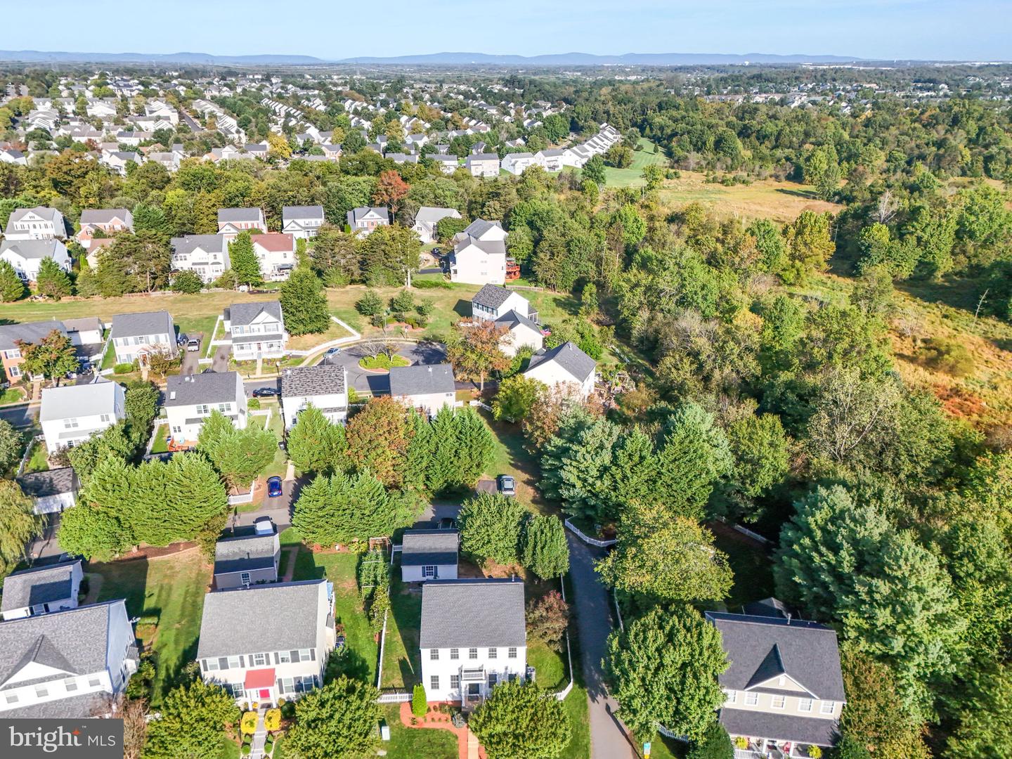 12410 IONA SOUND DR, BRISTOW, Virginia 20136, 3 Bedrooms Bedrooms, ,2 BathroomsBathrooms,Residential,For sale,12410 IONA SOUND DR,VAPW2104472 MLS # VAPW2104472
