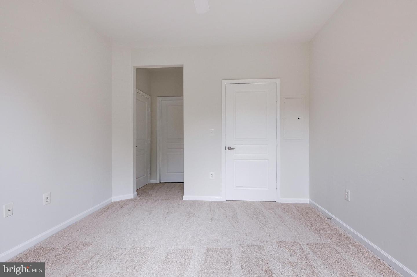12000 MARKET ST #218, RESTON, Virginia 20190, 2 Bedrooms Bedrooms, 7 Rooms Rooms,2 BathroomsBathrooms,Residential,For sale,12000 MARKET ST #218,VAFX2270154 MLS # VAFX2270154
