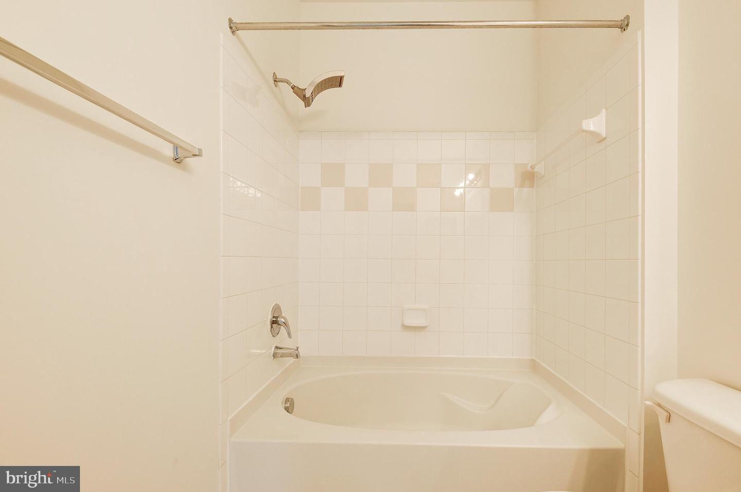12000 MARKET ST #218, RESTON, Virginia 20190, 2 Bedrooms Bedrooms, 7 Rooms Rooms,2 BathroomsBathrooms,Residential,For sale,12000 MARKET ST #218,VAFX2270154 MLS # VAFX2270154
