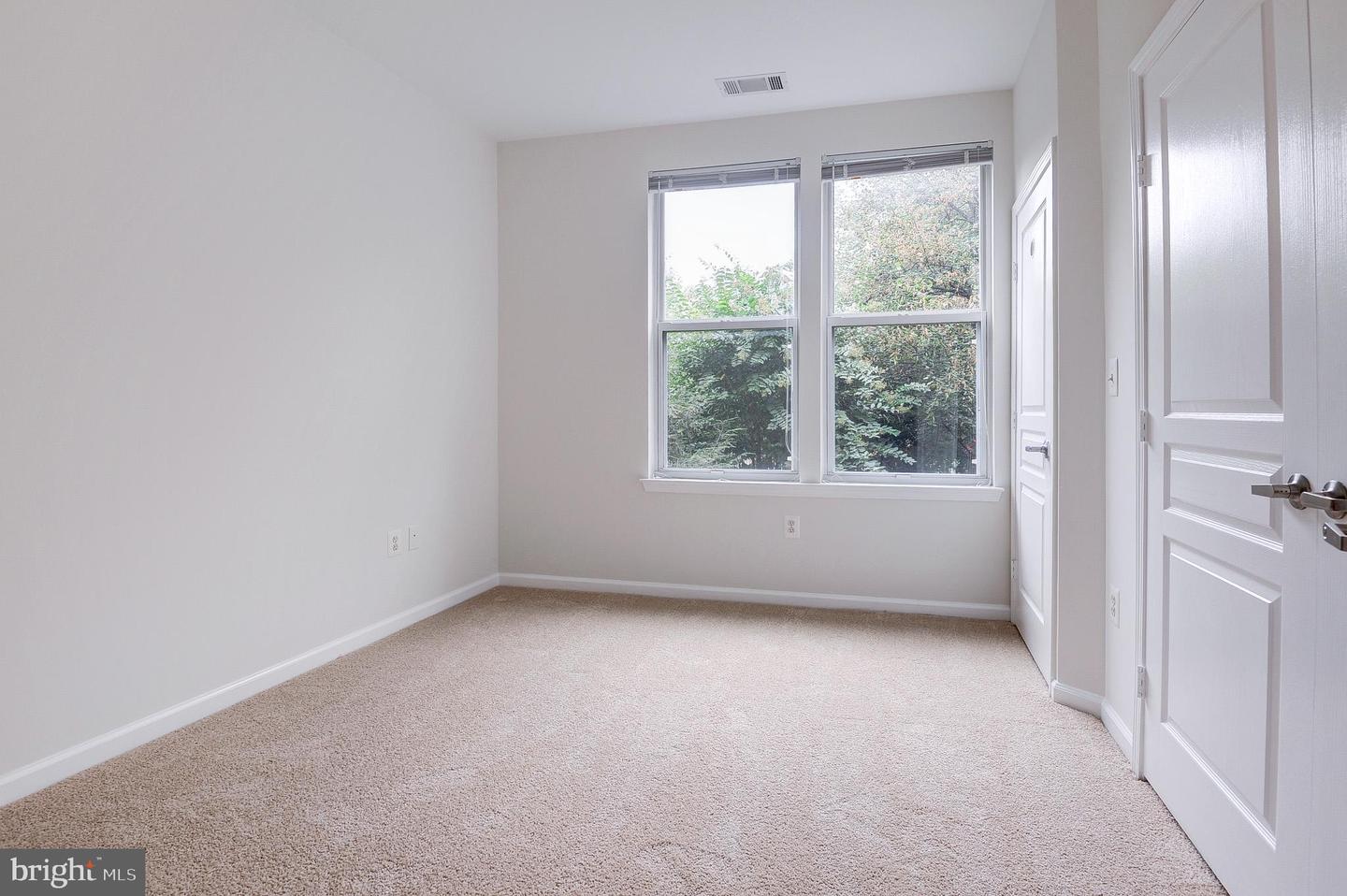 12000 MARKET ST #218, RESTON, Virginia 20190, 2 Bedrooms Bedrooms, 7 Rooms Rooms,2 BathroomsBathrooms,Residential,For sale,12000 MARKET ST #218,VAFX2270154 MLS # VAFX2270154