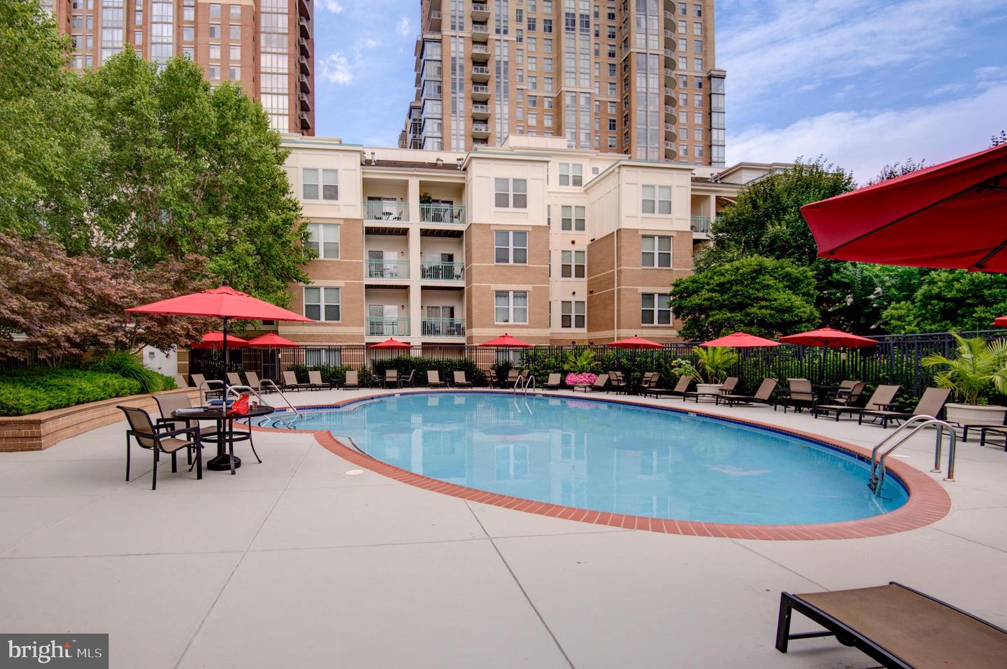 12000 MARKET ST #218, RESTON, Virginia 20190, 2 Bedrooms Bedrooms, 7 Rooms Rooms,2 BathroomsBathrooms,Residential,For sale,12000 MARKET ST #218,VAFX2270154 MLS # VAFX2270154