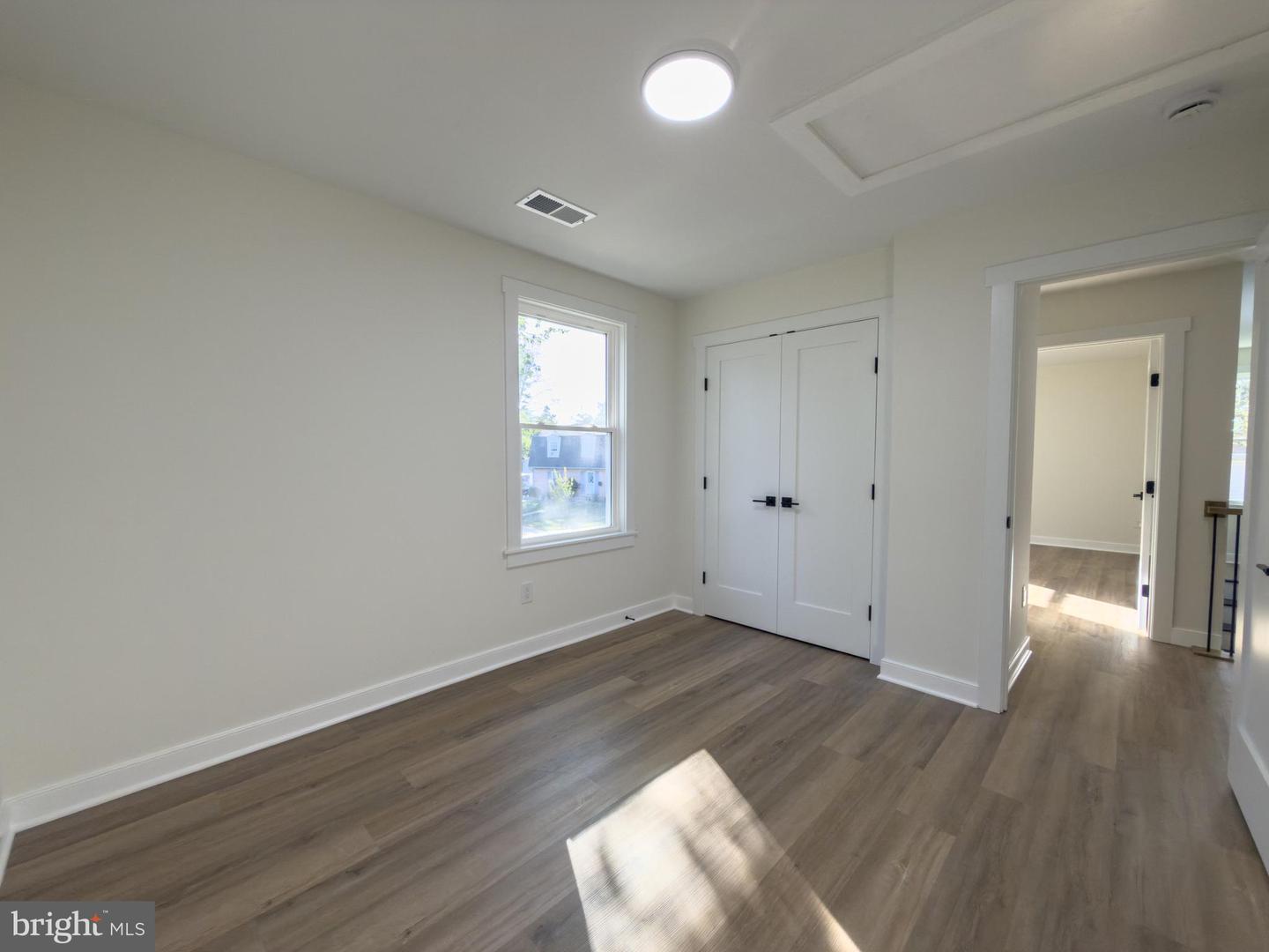 656 STUART CT, HERNDON, Virginia 20170, 5 Bedrooms Bedrooms, ,3 BathroomsBathrooms,Residential,For sale,656 STUART CT,VAFX2272848 MLS # VAFX2272848