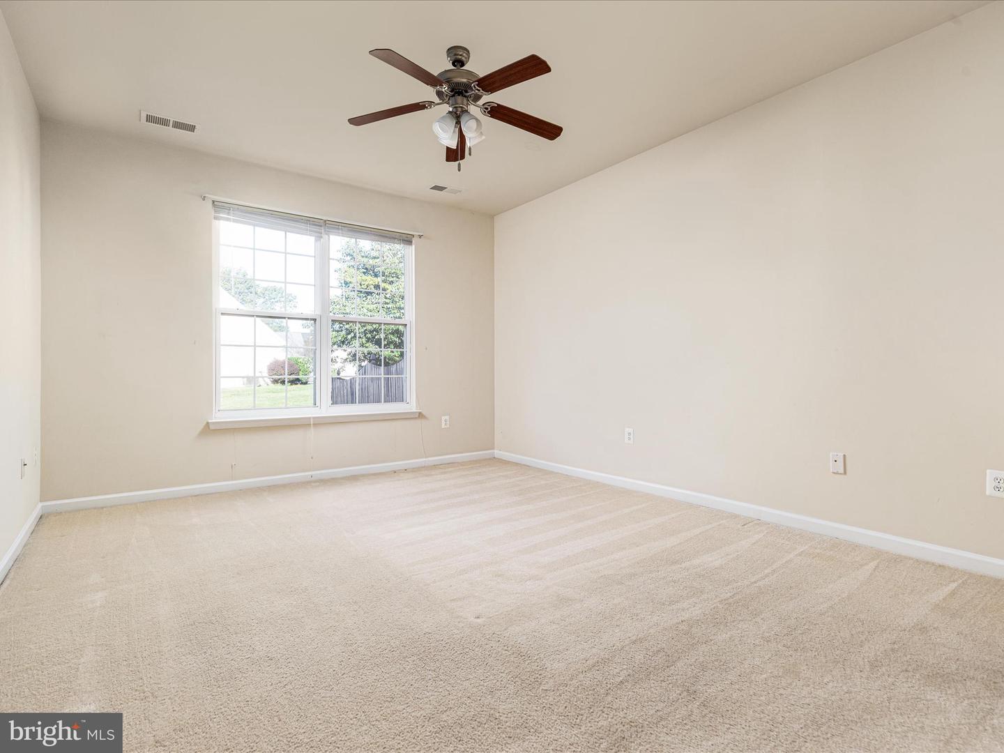 208 SPANISH OAK RD, STEPHENS CITY, Virginia 22655, 2 Bedrooms Bedrooms, ,2 BathroomsBathrooms,Residential,For sale,208 SPANISH OAK RD,VAFV2037230 MLS # VAFV2037230