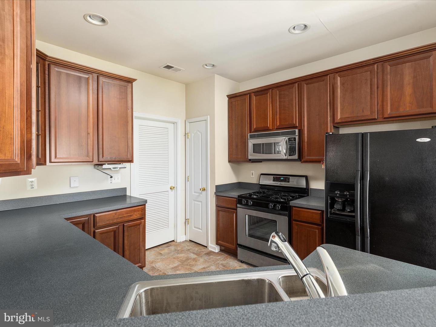 208 SPANISH OAK RD, STEPHENS CITY, Virginia 22655, 2 Bedrooms Bedrooms, ,2 BathroomsBathrooms,Residential,For sale,208 SPANISH OAK RD,VAFV2037230 MLS # VAFV2037230
