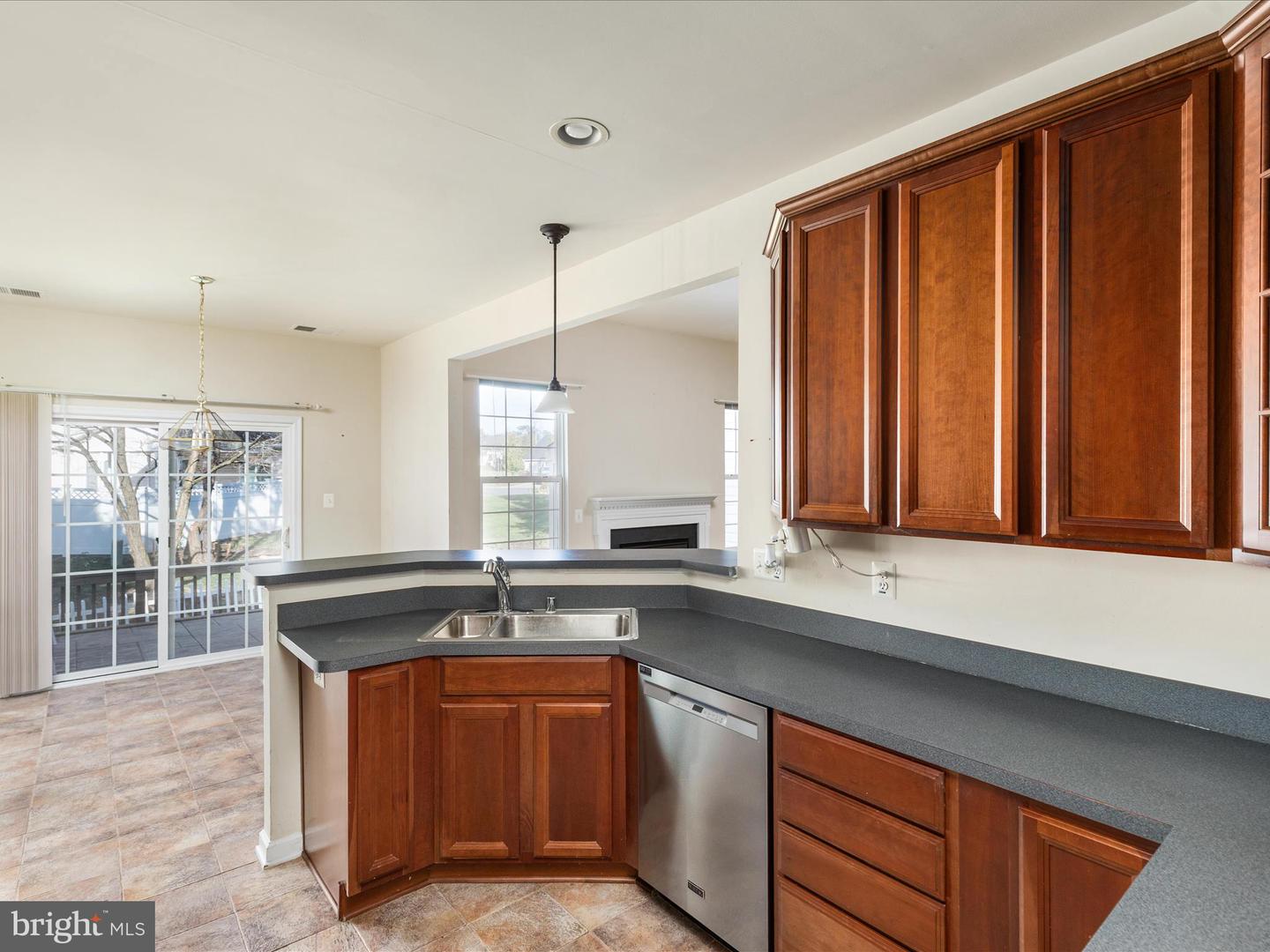 208 SPANISH OAK RD, STEPHENS CITY, Virginia 22655, 2 Bedrooms Bedrooms, ,2 BathroomsBathrooms,Residential,For sale,208 SPANISH OAK RD,VAFV2037230 MLS # VAFV2037230