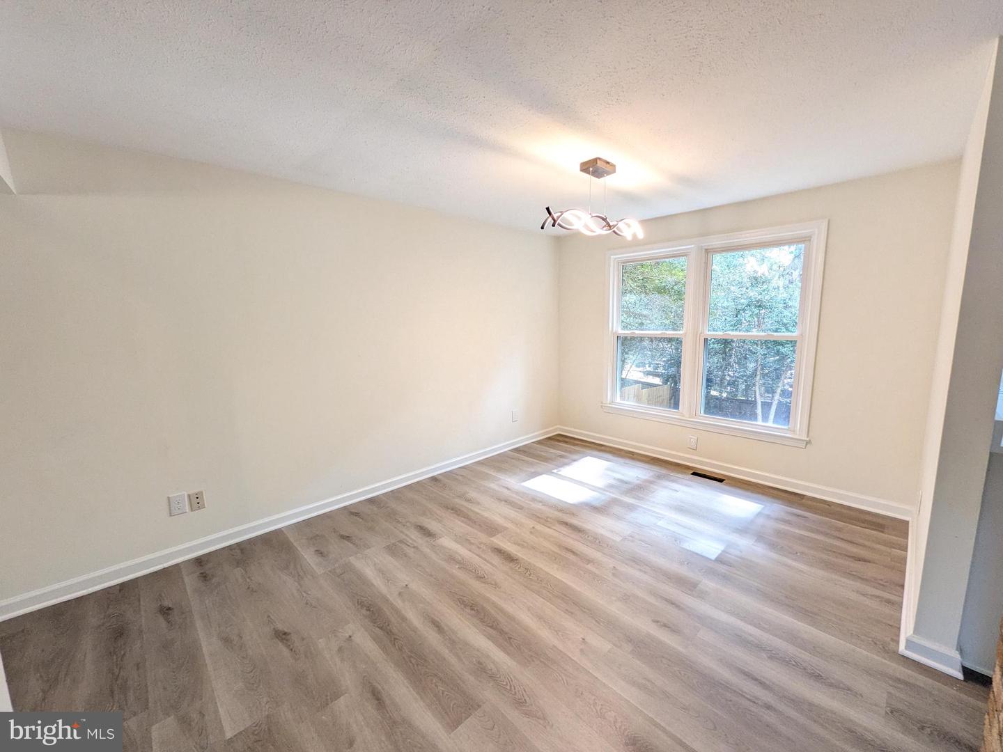 1019 ISABELLA DR, STAFFORD, Virginia 22554, 5 Bedrooms Bedrooms, ,3 BathroomsBathrooms,Residential,For sale,1019 ISABELLA DR,VAST2043316 MLS # VAST2043316