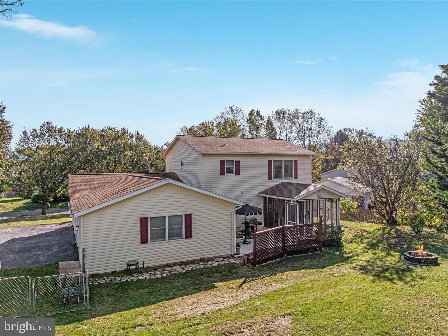 97 MARGUERITE DR, TOMS BROOK, Virginia 22660, 3 Bedrooms Bedrooms, ,2 BathroomsBathrooms,Residential,For sale,97 MARGUERITE DR,VASH2012034 MLS # VASH2012034