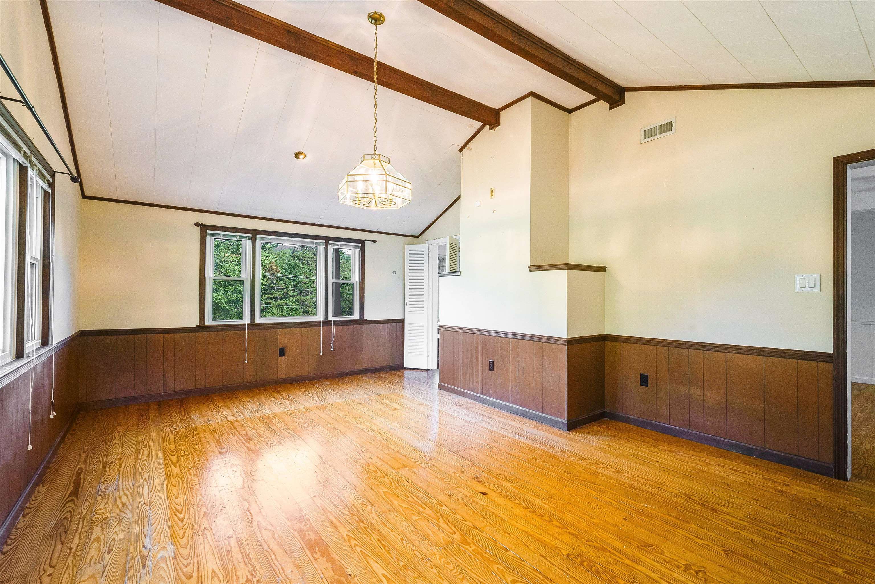 25 RINKER GATE, FORT VALLEY, Virginia 22652, 4 Bedrooms Bedrooms, ,2 BathroomsBathrooms,Residential,25 RINKER GATE,669746 MLS # 669746
