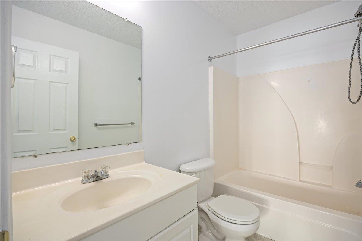2387 KING ARTHURS CT, HARRISONBURG, Virginia 22801, 2 Bedrooms Bedrooms, ,2 BathroomsBathrooms,Residential,2387 KING ARTHURS CT,669749 MLS # 669749