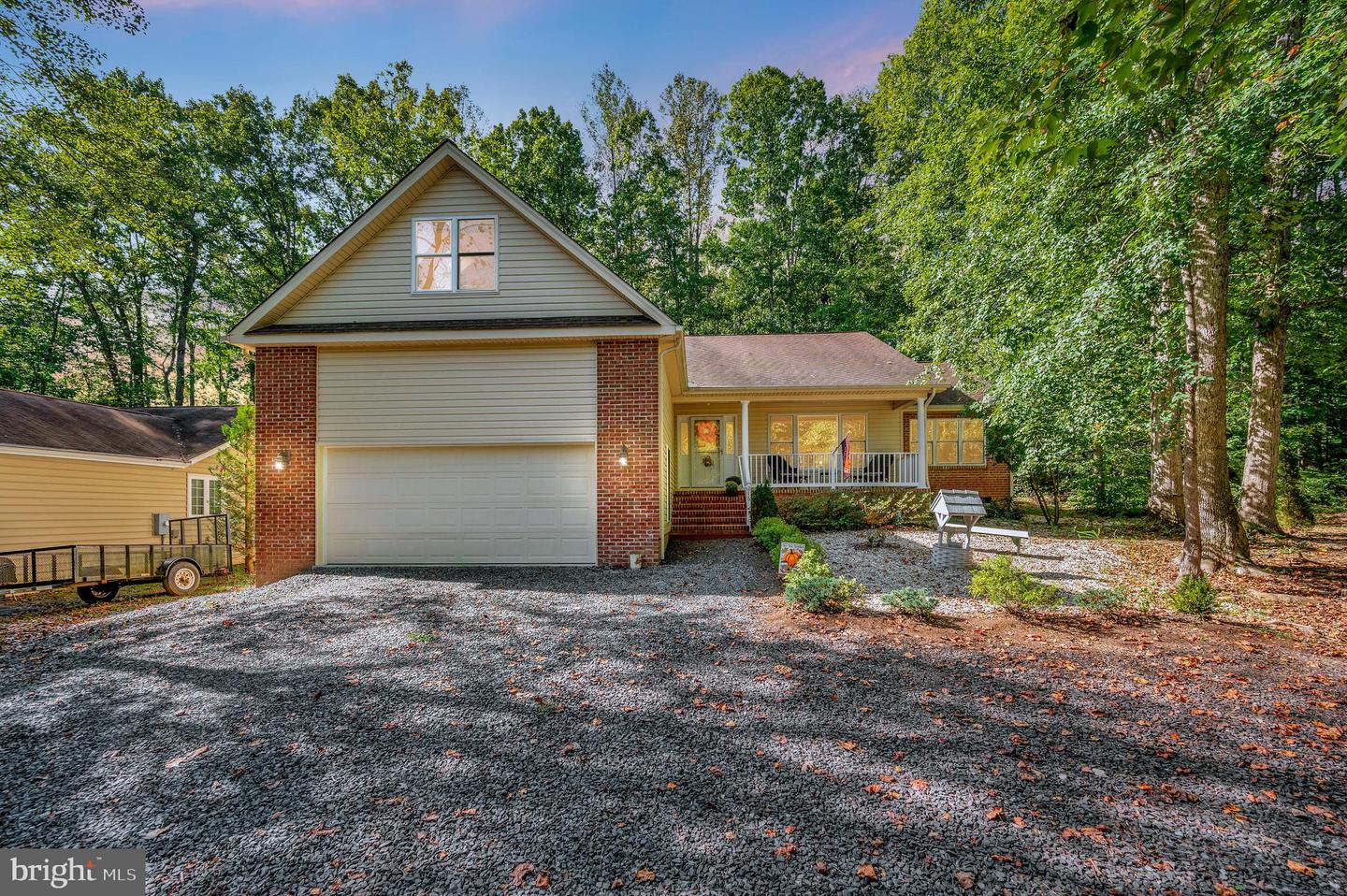 216 BATTLEFIELD RD, LOCUST GROVE, Virginia 22508, 4 Bedrooms Bedrooms, 11 Rooms Rooms,2 BathroomsBathrooms,Residential,For sale,216 BATTLEFIELD RD,VAOR2012244 MLS # VAOR2012244