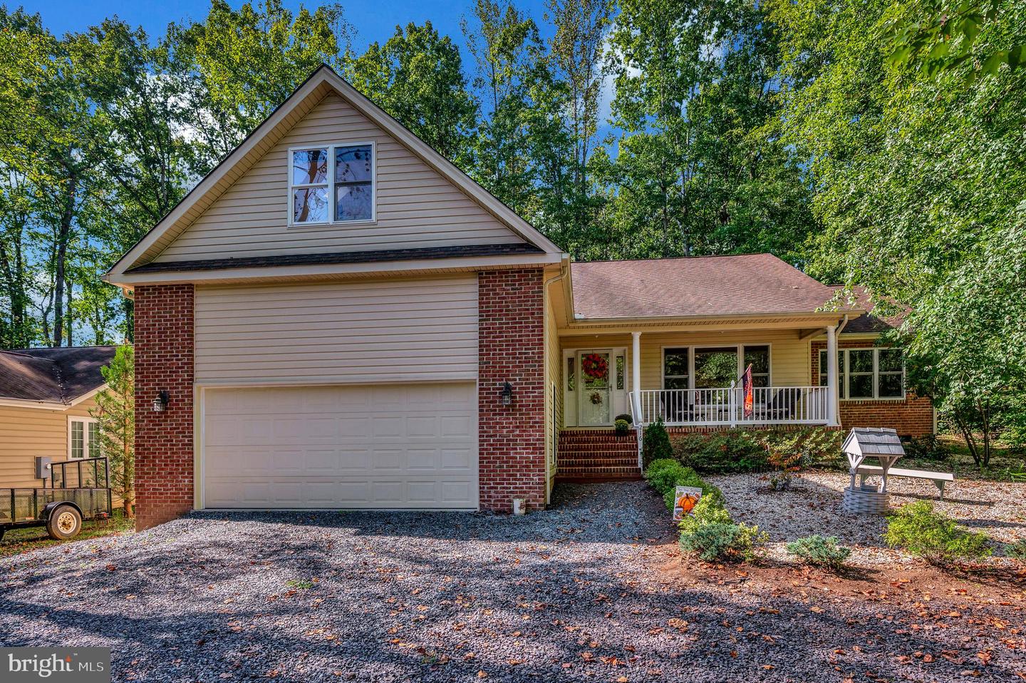 216 BATTLEFIELD RD, LOCUST GROVE, Virginia 22508, 4 Bedrooms Bedrooms, 11 Rooms Rooms,2 BathroomsBathrooms,Residential,For sale,216 BATTLEFIELD RD,VAOR2012244 MLS # VAOR2012244