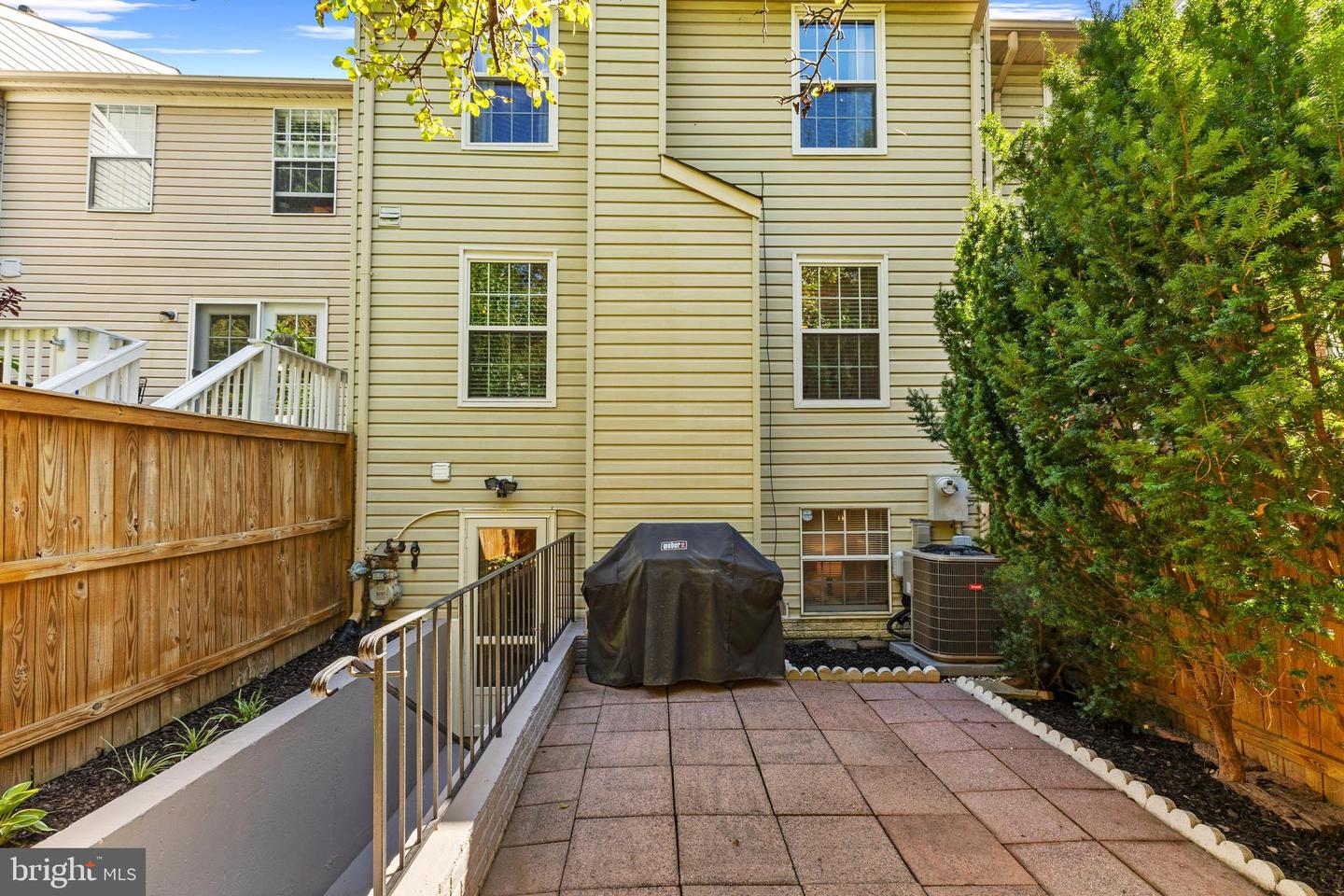 6822 ERICKA AVE, ALEXANDRIA, Virginia 22310, 3 Bedrooms Bedrooms, ,2 BathroomsBathrooms,Residential,For sale,6822 ERICKA AVE,VAFX2267674 MLS # VAFX2267674