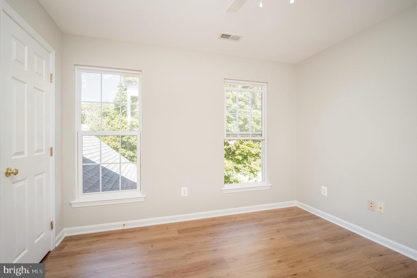 29 NEWBURY DR, STAFFORD, Virginia 22556, 5 Bedrooms Bedrooms, ,3 BathroomsBathrooms,Residential,For sale,29 NEWBURY DR,VAST2043136 MLS # VAST2043136