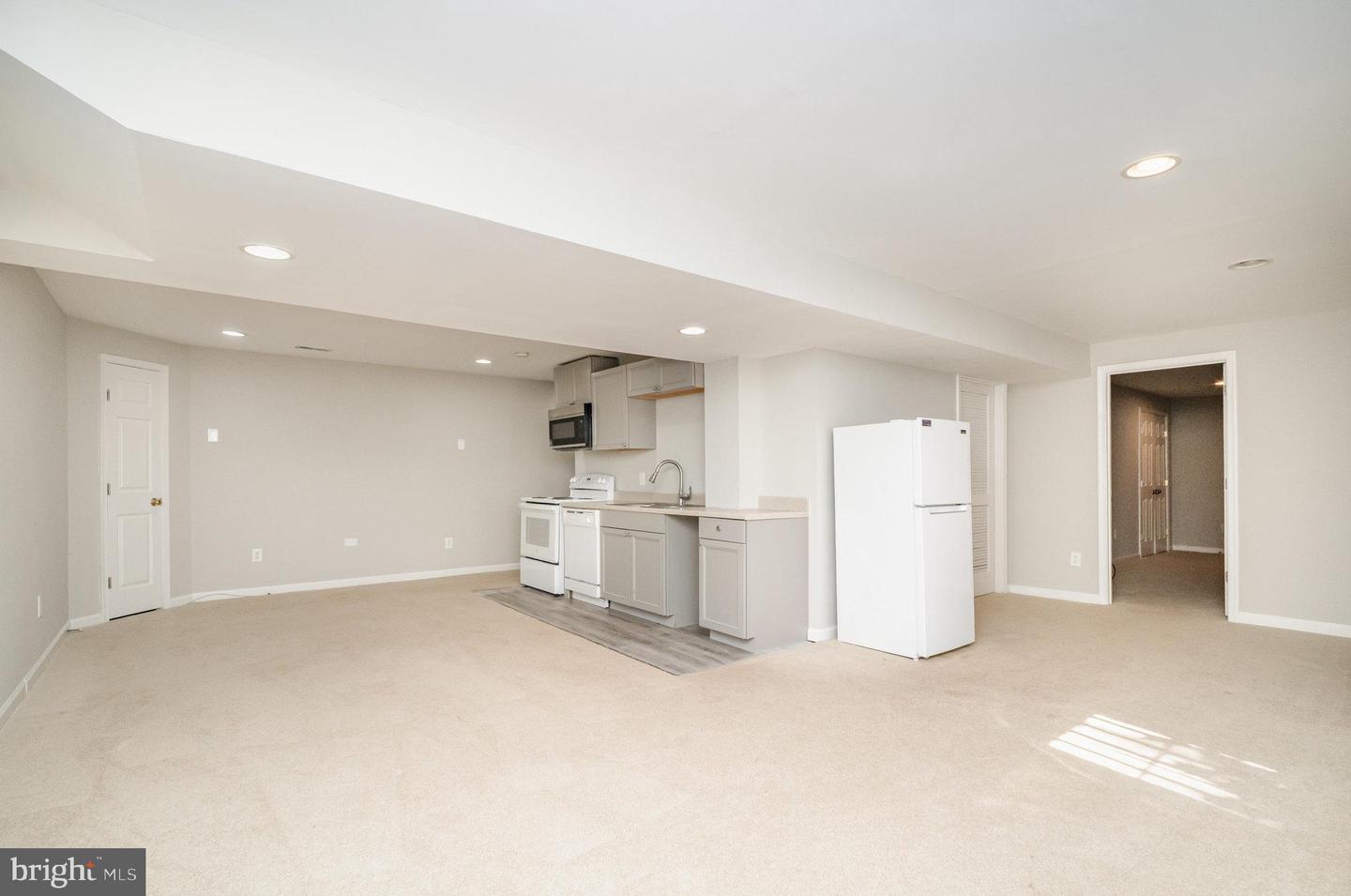 29 NEWBURY DR, STAFFORD, Virginia 22556, 5 Bedrooms Bedrooms, ,3 BathroomsBathrooms,Residential,For sale,29 NEWBURY DR,VAST2043136 MLS # VAST2043136