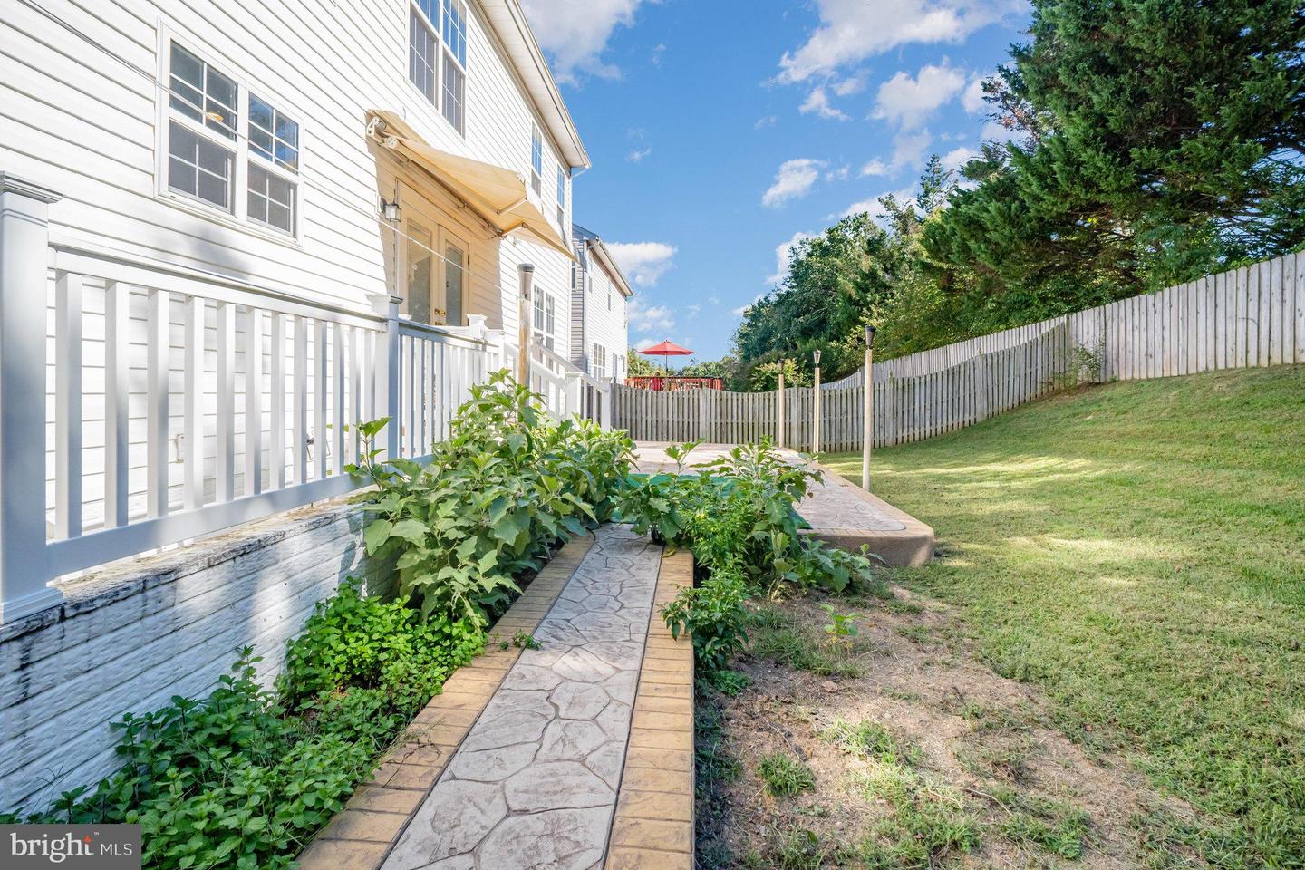 29 NEWBURY DR, STAFFORD, Virginia 22556, 5 Bedrooms Bedrooms, ,3 BathroomsBathrooms,Residential,For sale,29 NEWBURY DR,VAST2043136 MLS # VAST2043136