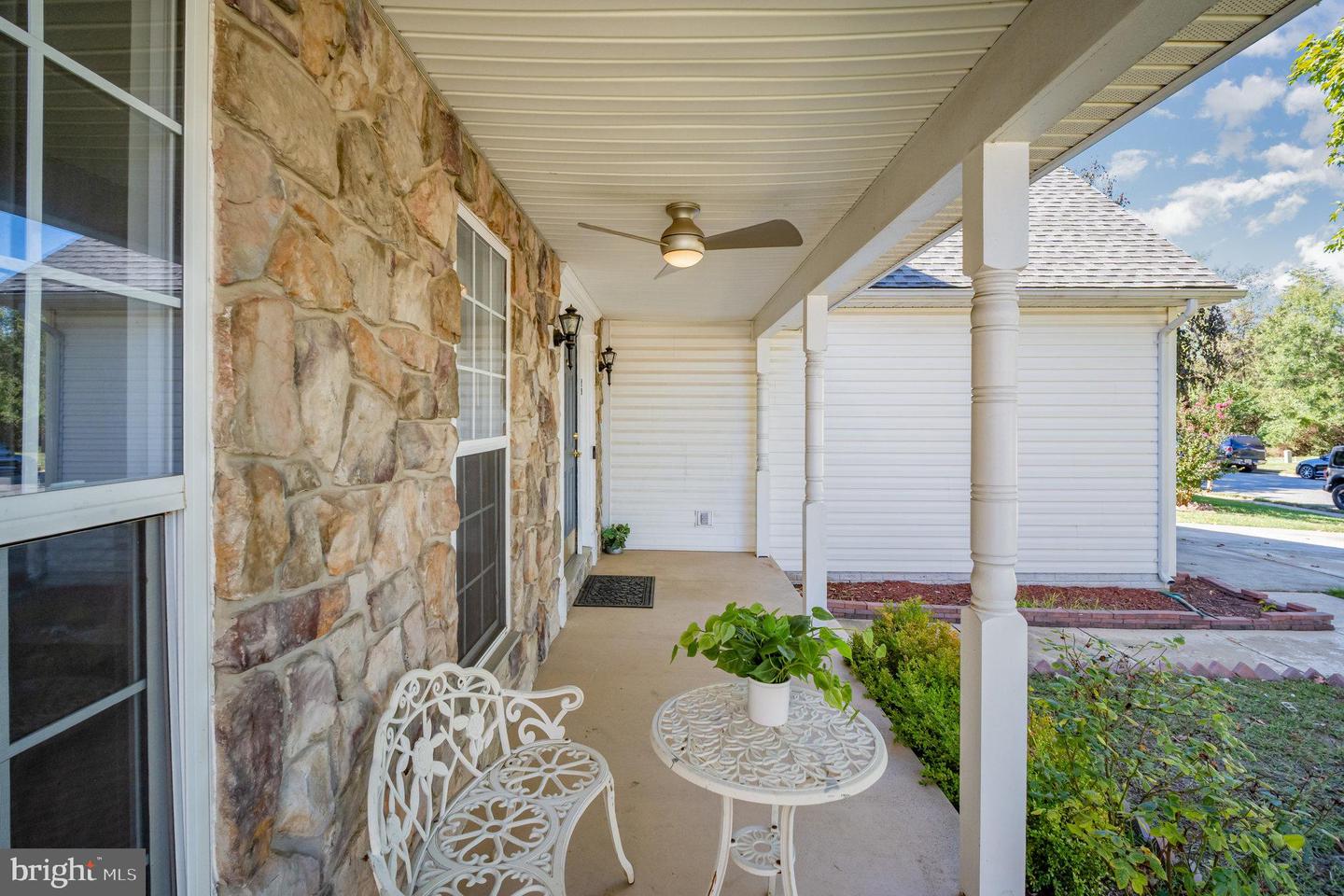 29 NEWBURY DR, STAFFORD, Virginia 22556, 5 Bedrooms Bedrooms, ,3 BathroomsBathrooms,Residential,For sale,29 NEWBURY DR,VAST2043136 MLS # VAST2043136