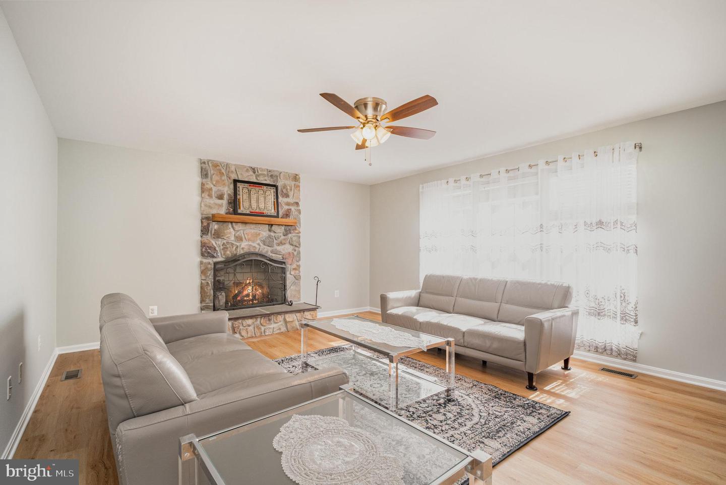 29 NEWBURY DR, STAFFORD, Virginia 22556, 5 Bedrooms Bedrooms, ,3 BathroomsBathrooms,Residential,For sale,29 NEWBURY DR,VAST2043136 MLS # VAST2043136