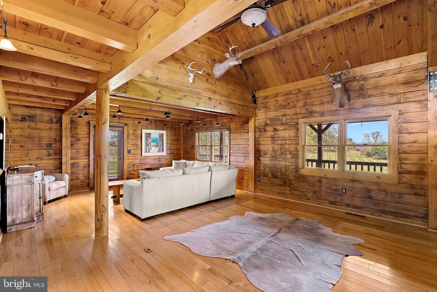 18837 TRINITY CHURCH RD, PURCELLVILLE, Virginia 20132, 3 Bedrooms Bedrooms, 11 Rooms Rooms,3 BathroomsBathrooms,Residential,For sale,18837 TRINITY CHURCH RD,VALO2108360 MLS # VALO2108360