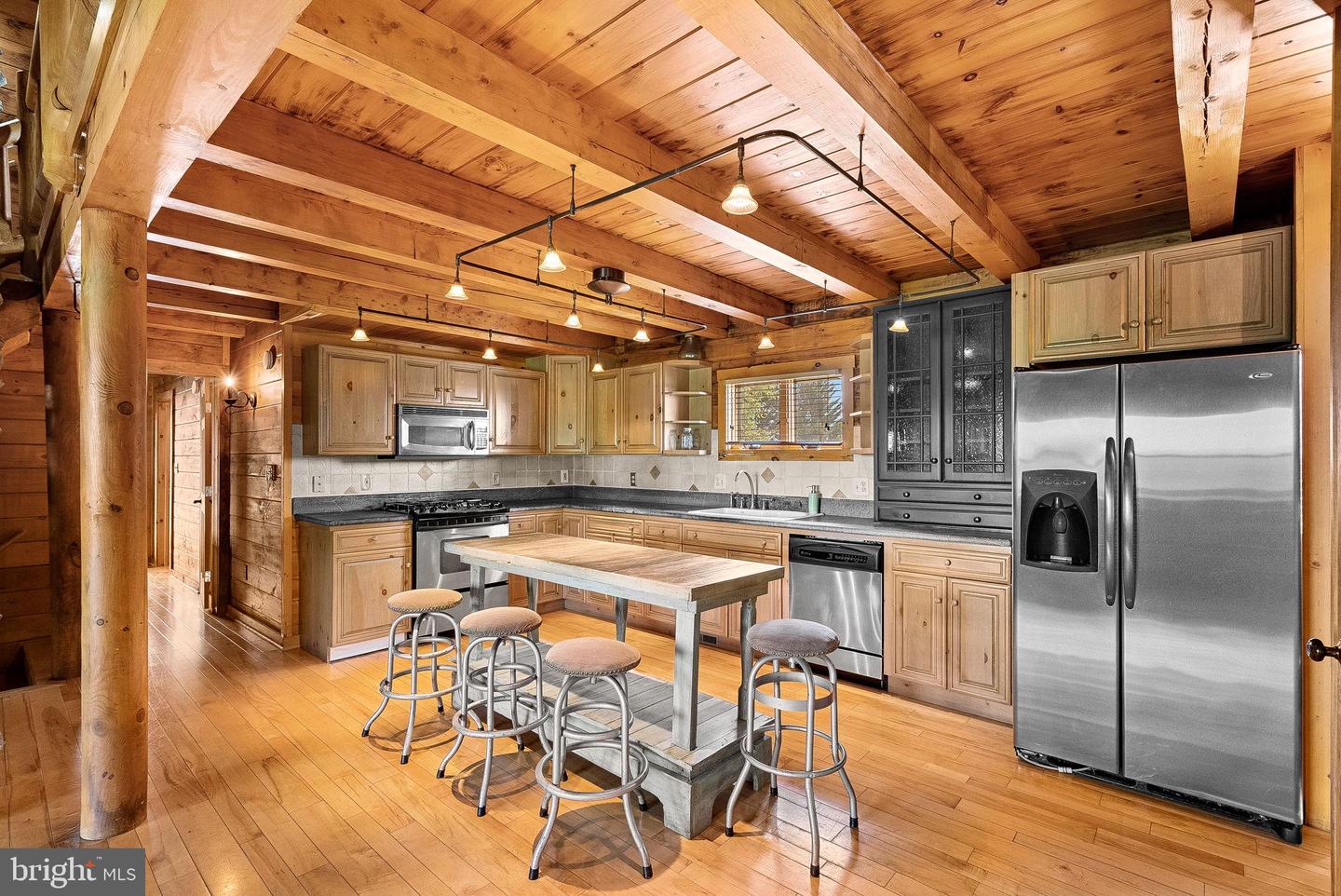 18837 TRINITY CHURCH RD, PURCELLVILLE, Virginia 20132, 3 Bedrooms Bedrooms, 11 Rooms Rooms,3 BathroomsBathrooms,Residential,For sale,18837 TRINITY CHURCH RD,VALO2108360 MLS # VALO2108360