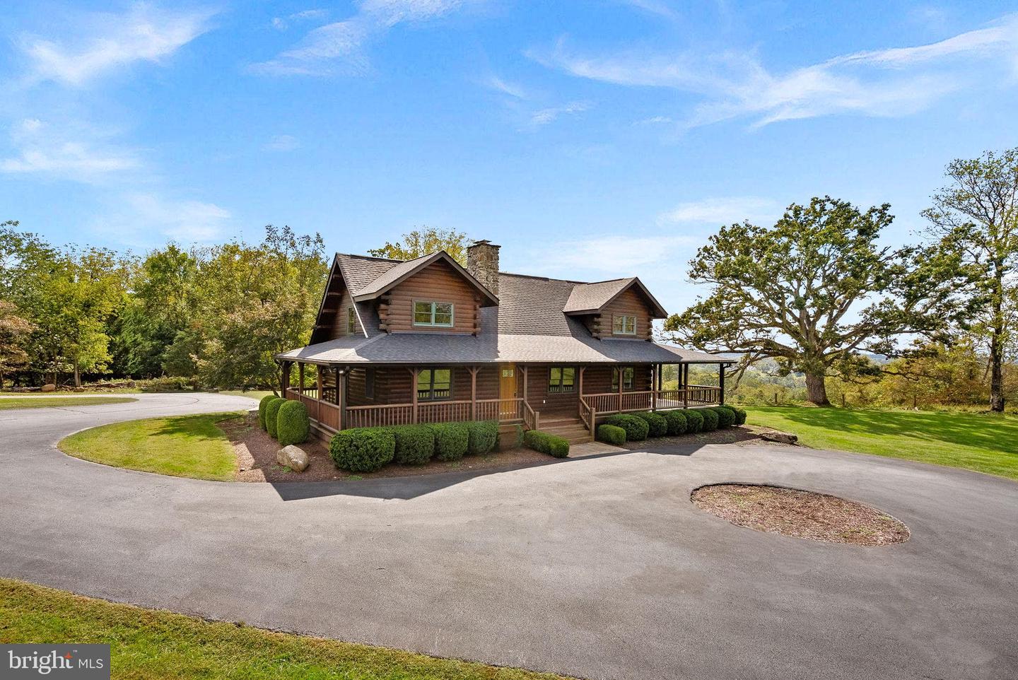 18837 TRINITY CHURCH RD, PURCELLVILLE, Virginia 20132, 3 Bedrooms Bedrooms, 11 Rooms Rooms,3 BathroomsBathrooms,Residential,For sale,18837 TRINITY CHURCH RD,VALO2108360 MLS # VALO2108360