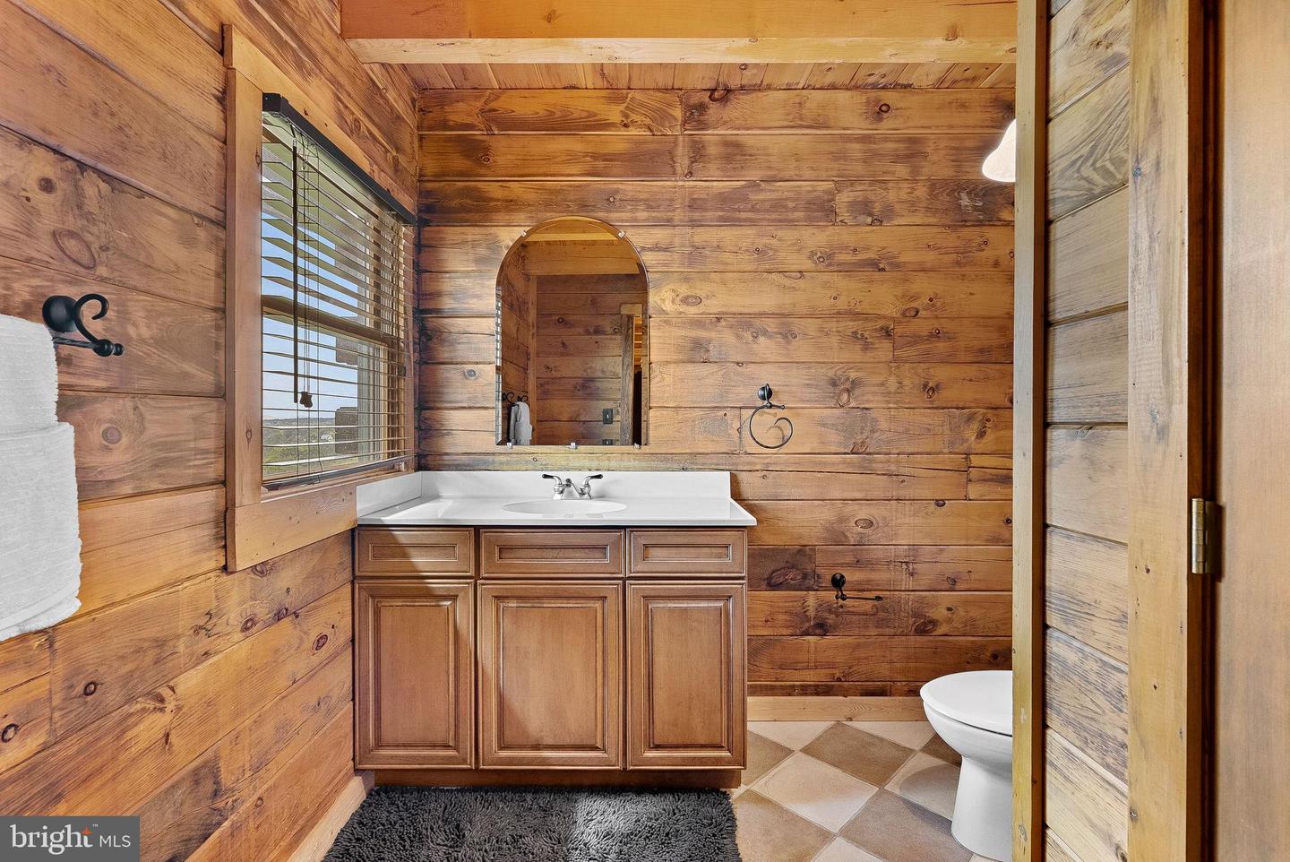 18837 TRINITY CHURCH RD, PURCELLVILLE, Virginia 20132, 3 Bedrooms Bedrooms, 11 Rooms Rooms,3 BathroomsBathrooms,Residential,For sale,18837 TRINITY CHURCH RD,VALO2108360 MLS # VALO2108360