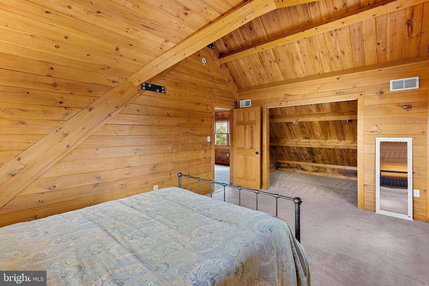 18837 TRINITY CHURCH RD, PURCELLVILLE, Virginia 20132, 3 Bedrooms Bedrooms, 11 Rooms Rooms,3 BathroomsBathrooms,Residential,For sale,18837 TRINITY CHURCH RD,VALO2108360 MLS # VALO2108360